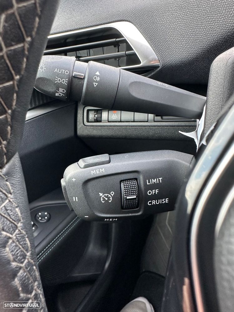 Peugeot 3008 PureTech 130 Stop & Start GPF Allure Business-Pack - 13