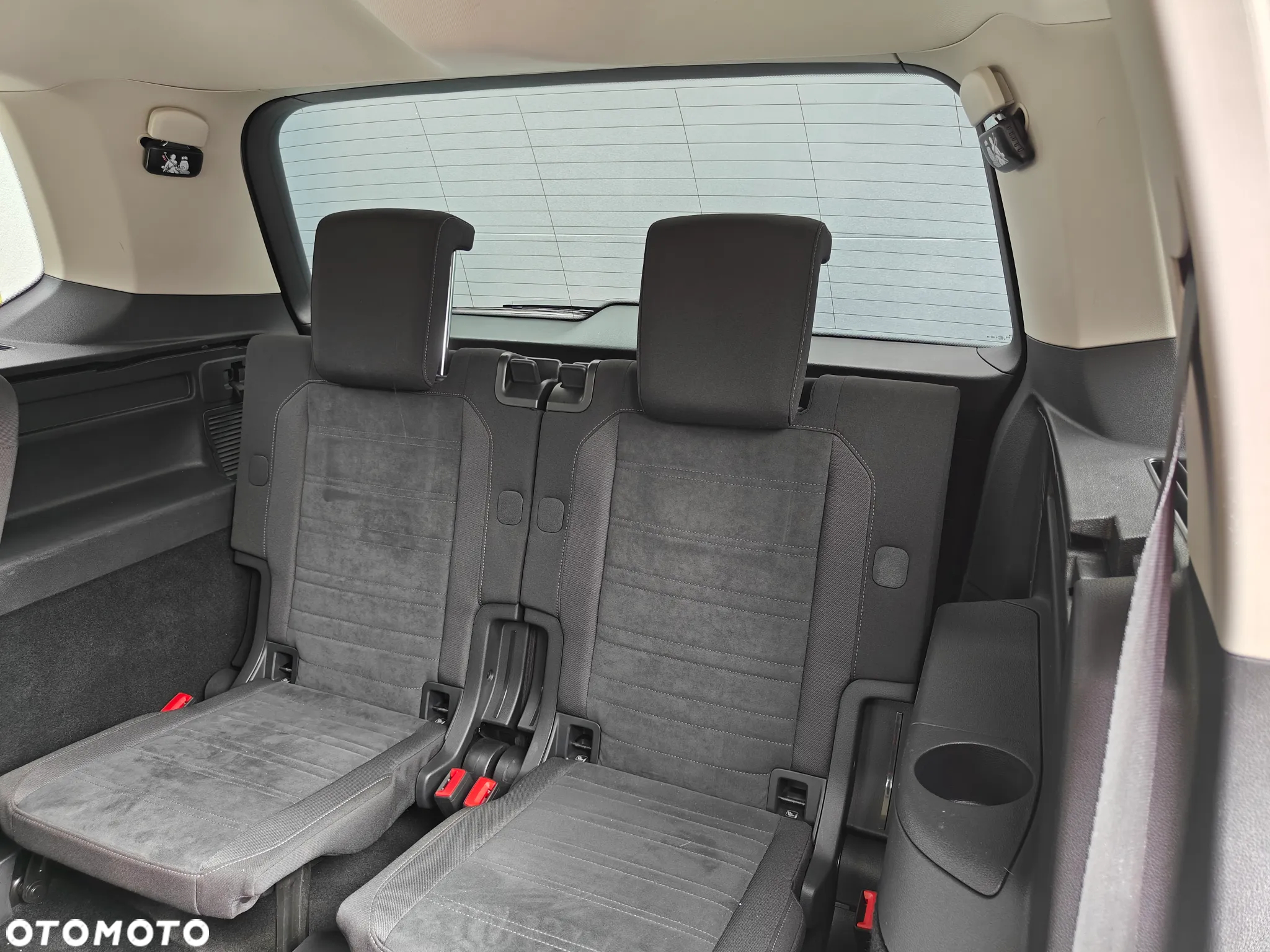 Volkswagen Touran 1.4 TSI BMT Highline DSG - 19