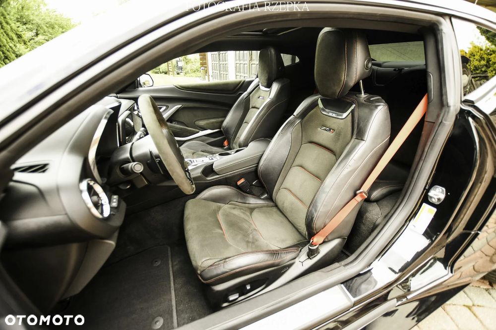 Chevrolet Camaro - 11