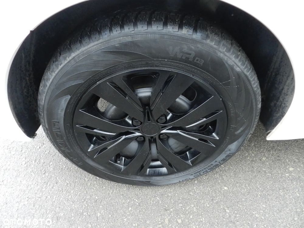 Peugeot 208 1.2 PureTech Active - 17