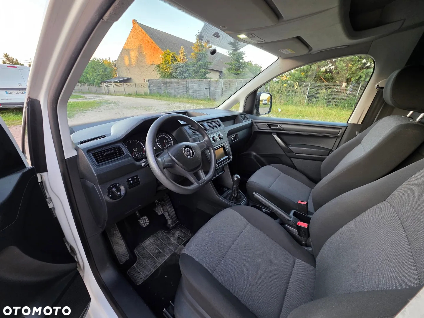 Volkswagen Caddy - 12