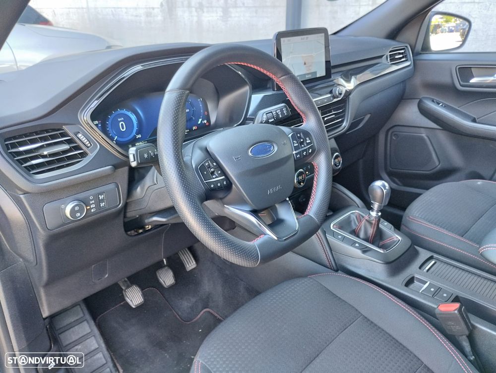 Ford Kuga 1.5 TDCi EcoBlue ST-Line - 2