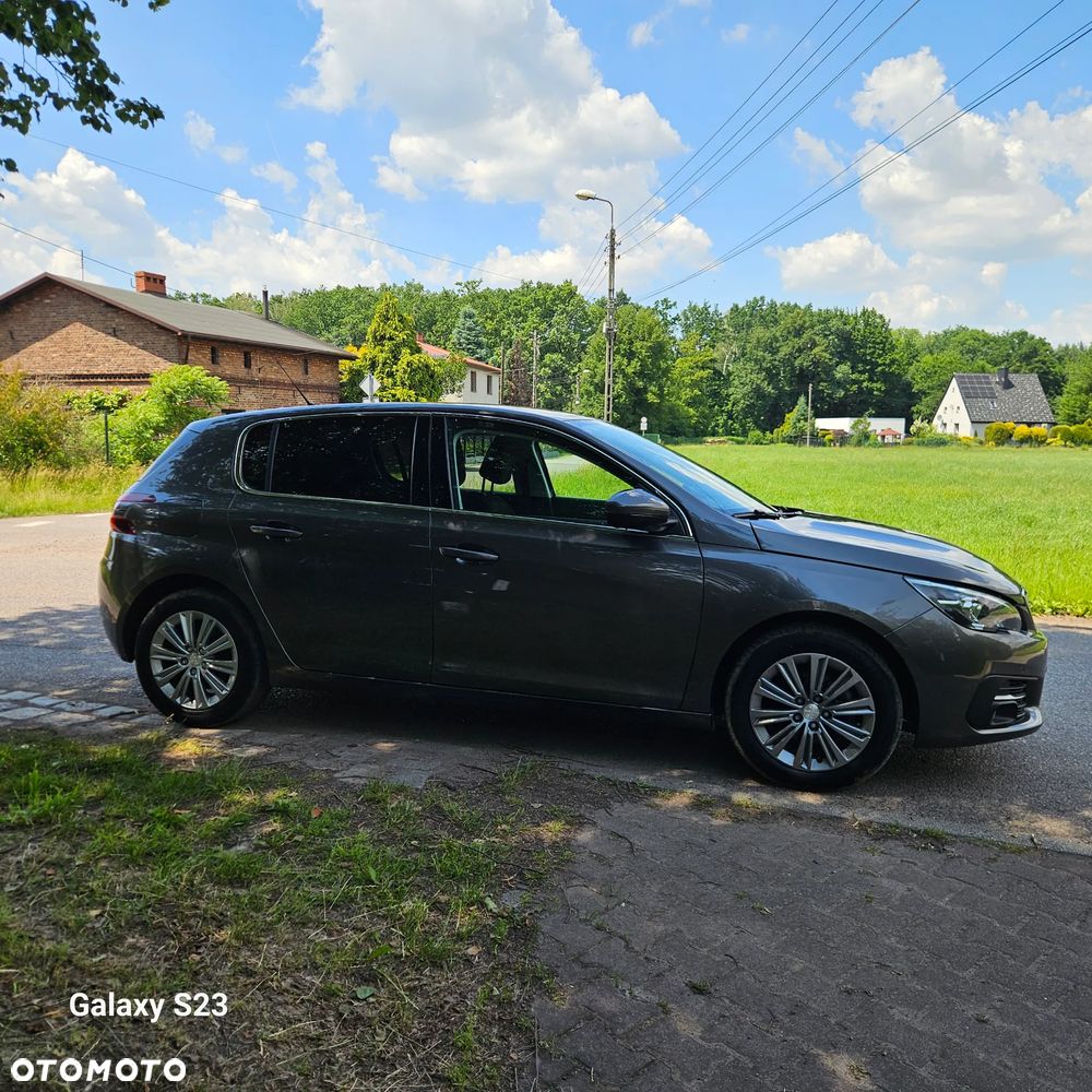 Peugeot 308 BlueHDi 130 EAT8 Allure - 6