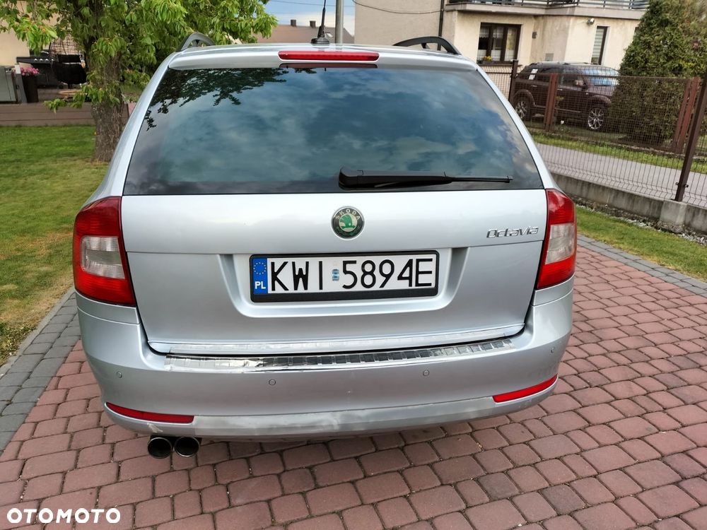Skoda Octavia 1.8 TSI 4x4 L&K - 4