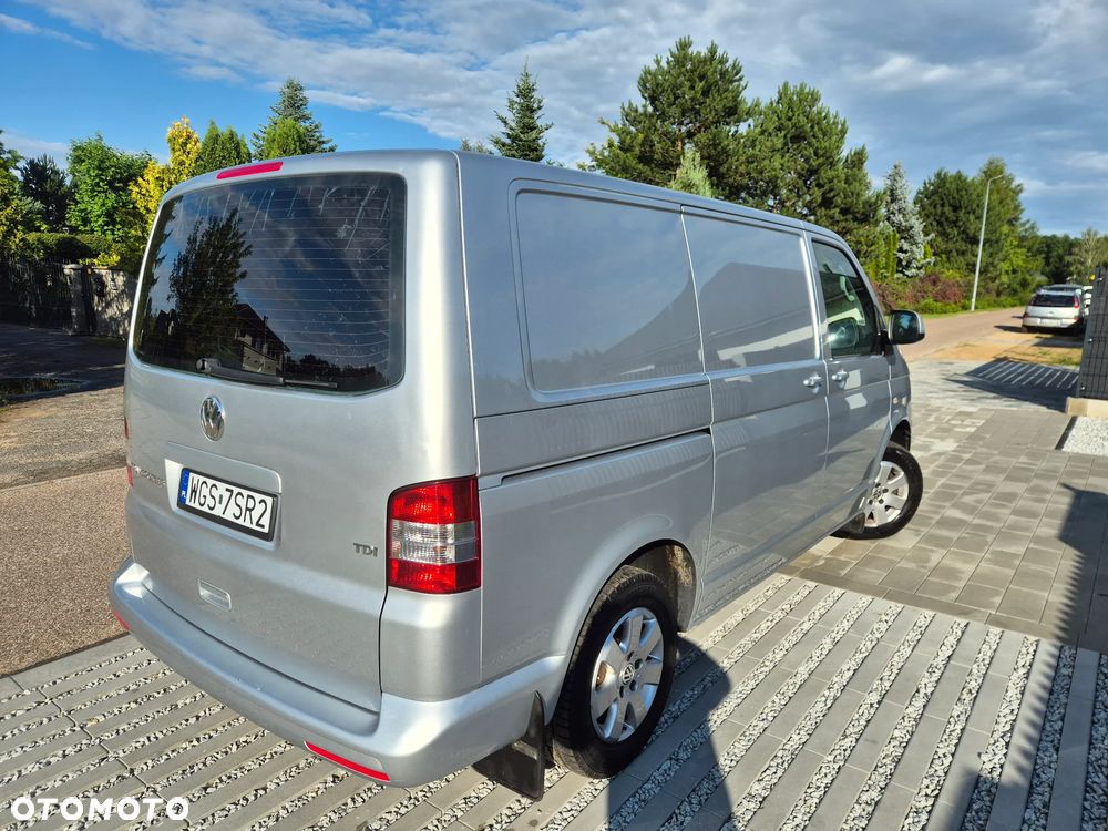 Volkswagen Transporter - 4