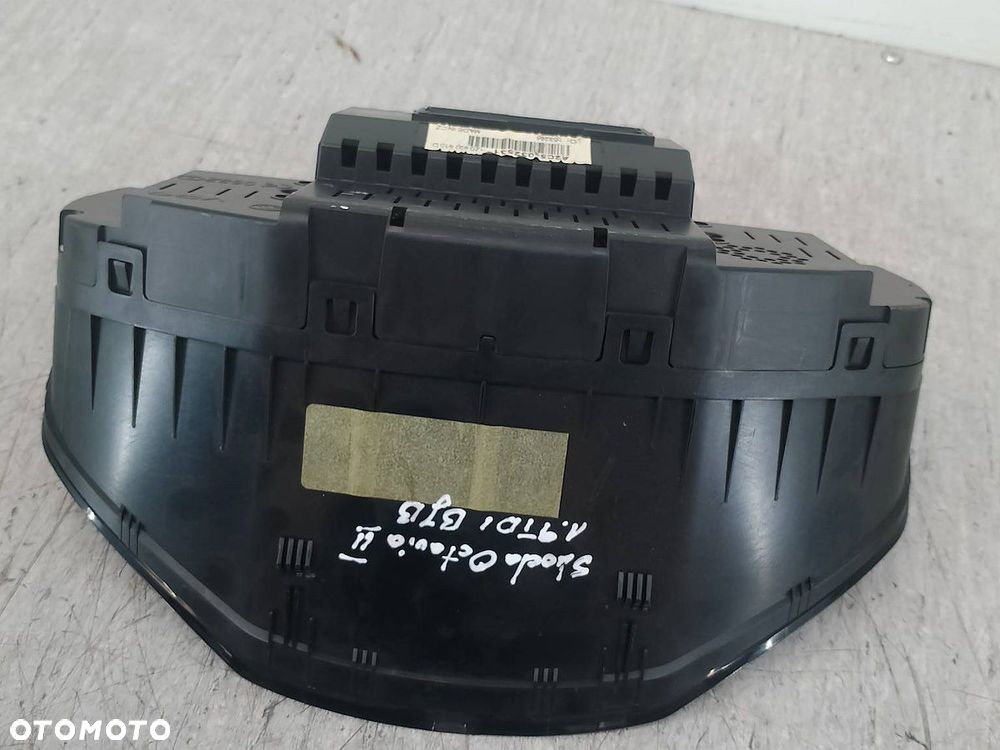 LICZNIK SKODA OCTAVIA II 1Z0920810D 1.9 TDI - 5