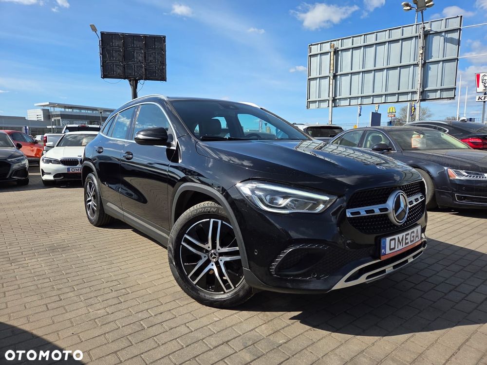 Mercedes-Benz GLA 200 d 8G-DCT - 3
