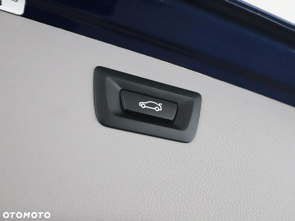 BMW Seria 3 318d Advantage - 36