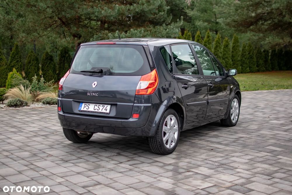 Renault Scenic - 23