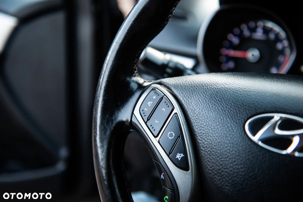 Hyundai i30 1.4 Premium - 25