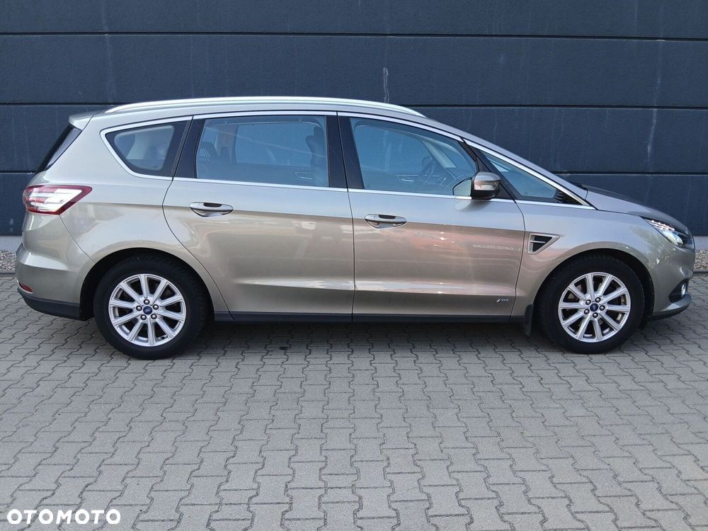 Ford S-Max 2.0 TDCi Titanium PowerShift - 9