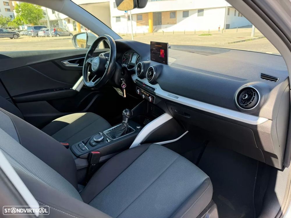 Audi Q2 1.6 TDI Design S tronic - 14