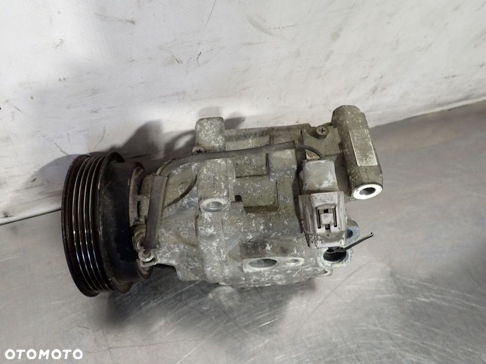 SPRĘŻARKA KLIMATYZACJI TOYOTA COROLLA E12 447220-6352 - 2