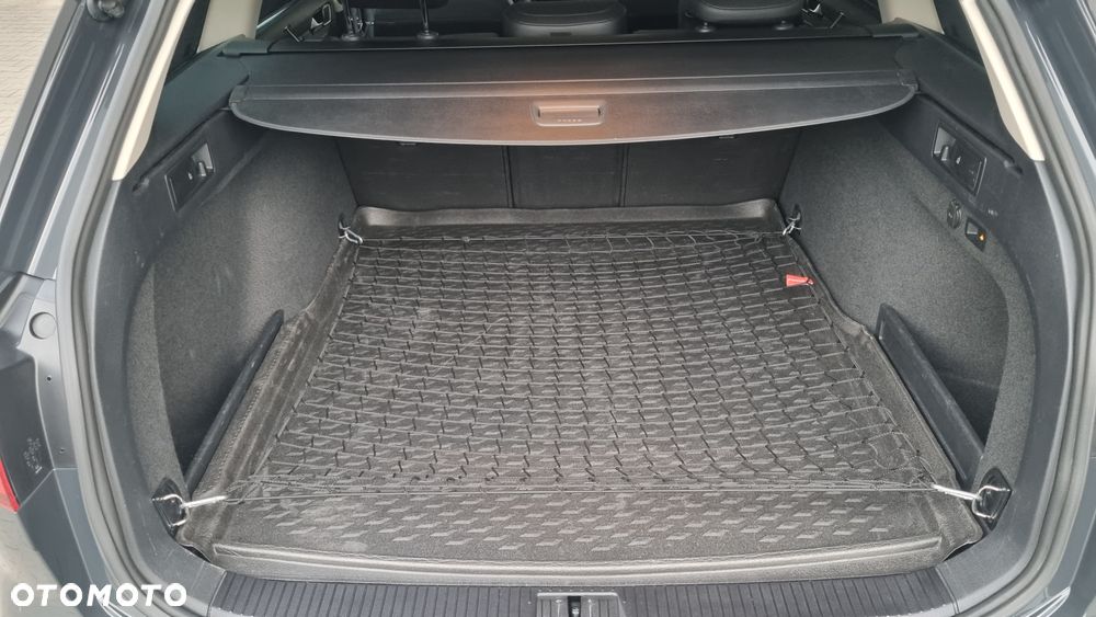 Volkswagen Passat 2.0 TDI BMT Highline DSG - 28