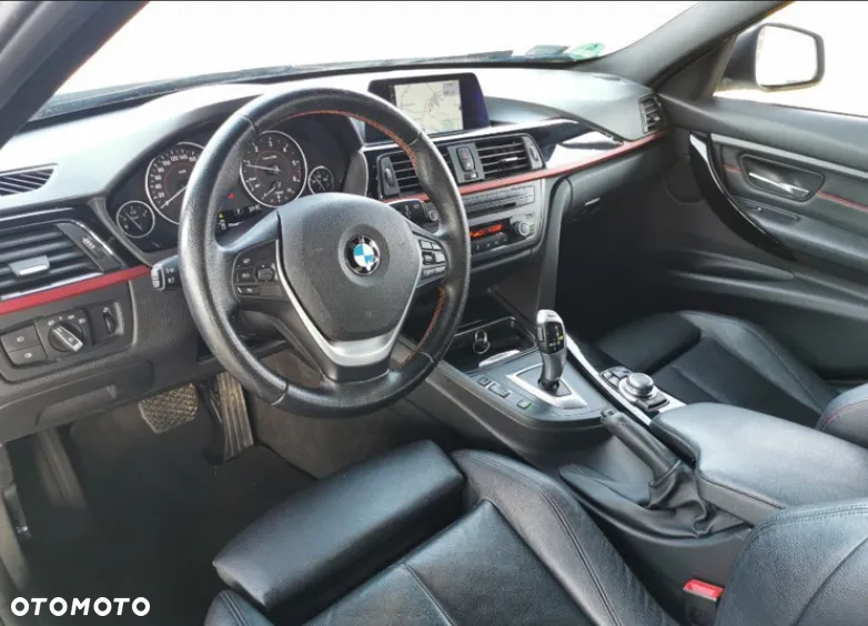 BMW Seria 3 318d Touring Sport Line - 26