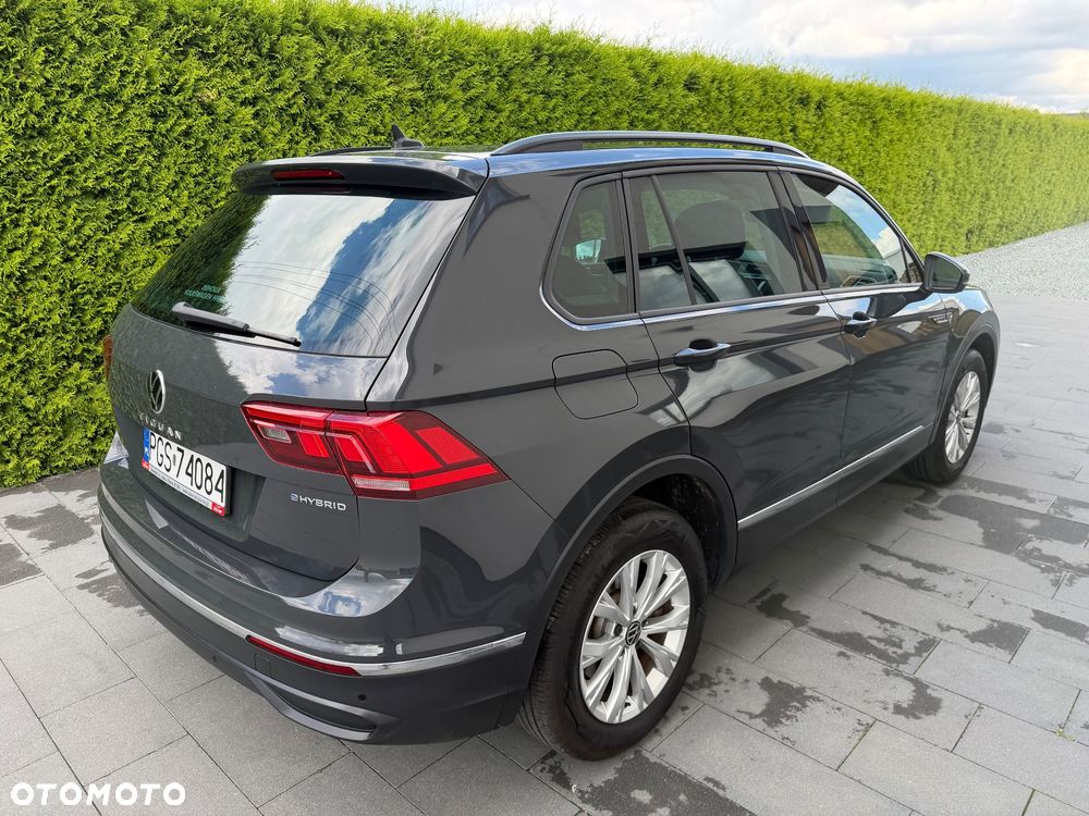 Volkswagen Tiguan - 4