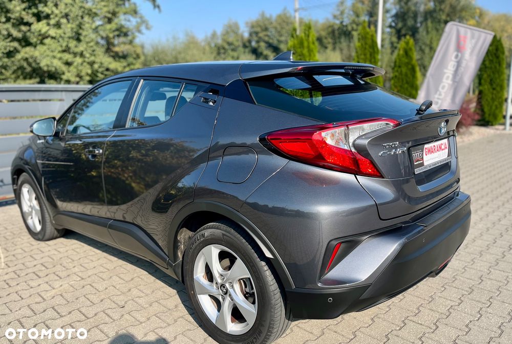 Toyota C-HR - 9