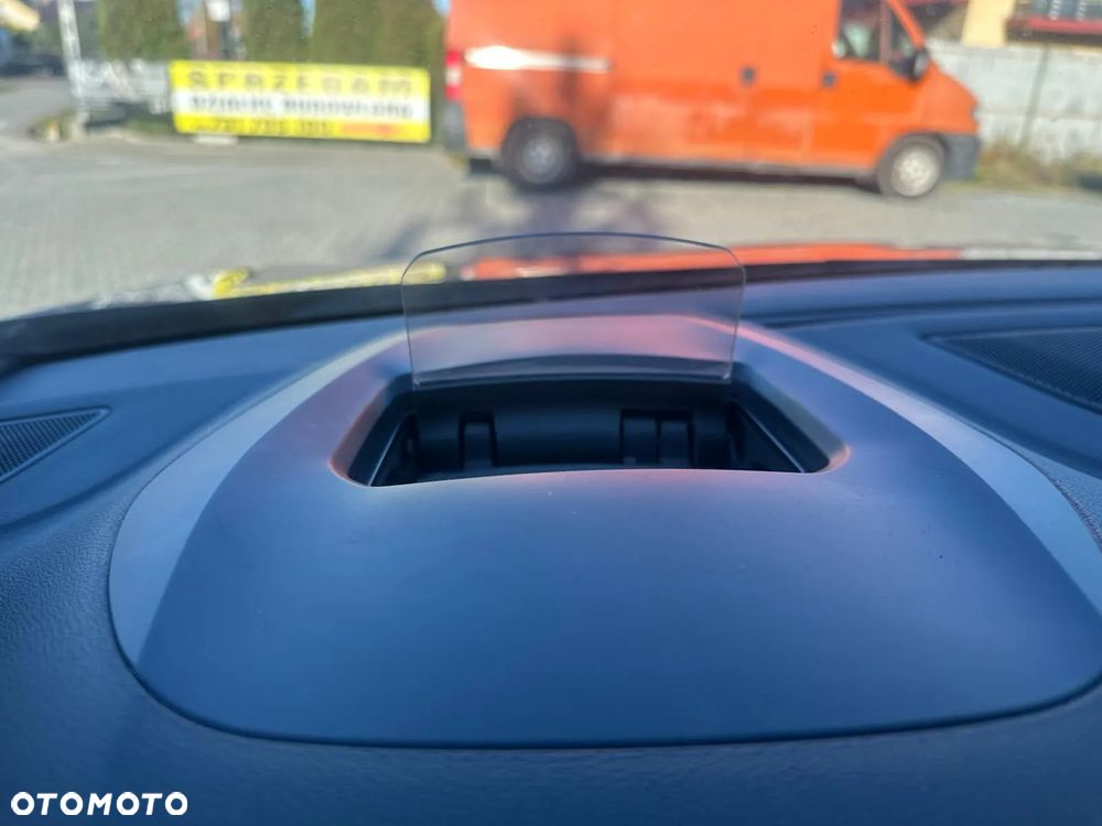 Renault Megane Grandtour TCe 140 GPF GT LINE - 16