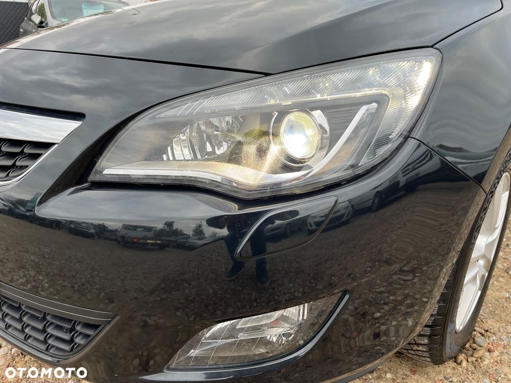 Opel Astra 1.4 Turbo Sport - 27