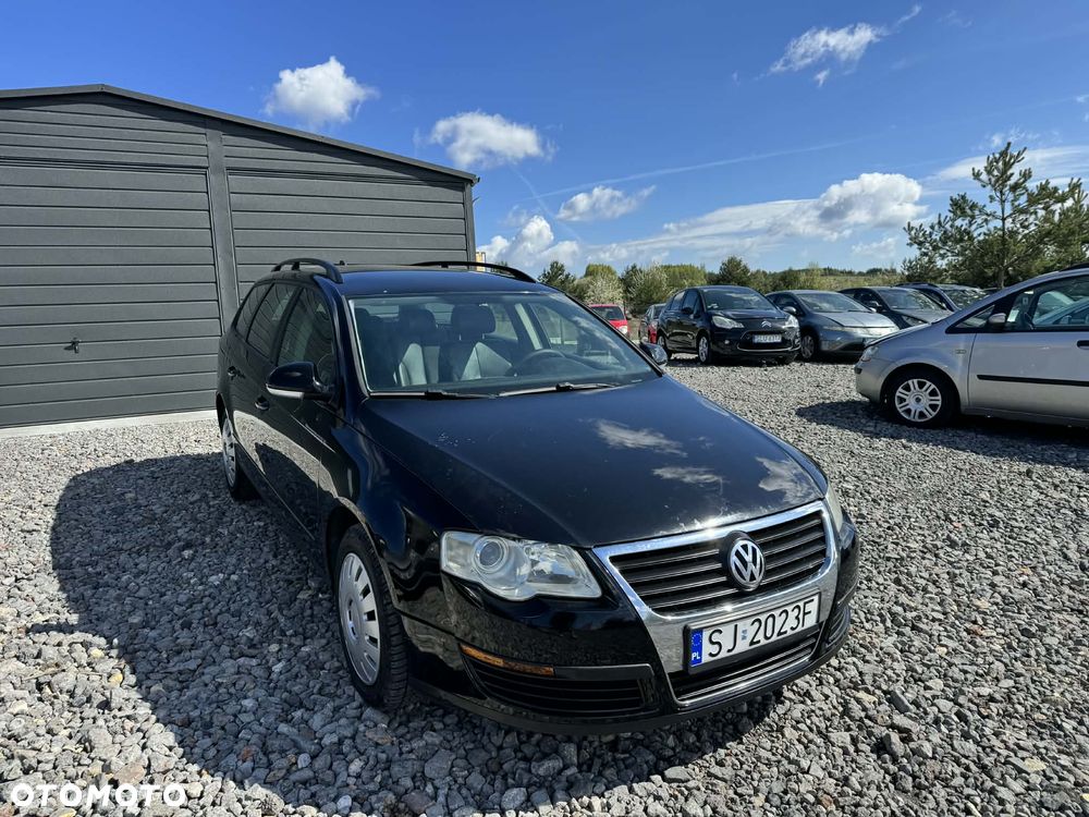 Volkswagen Passat 1.9 TDI Highline - 9