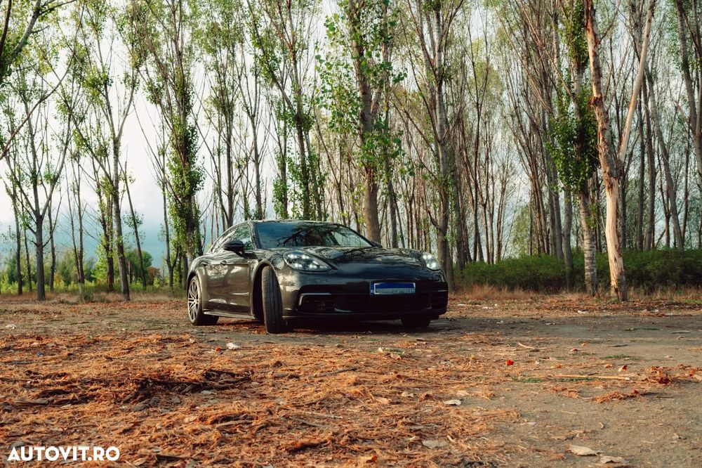 Porsche Panamera 4S - 13