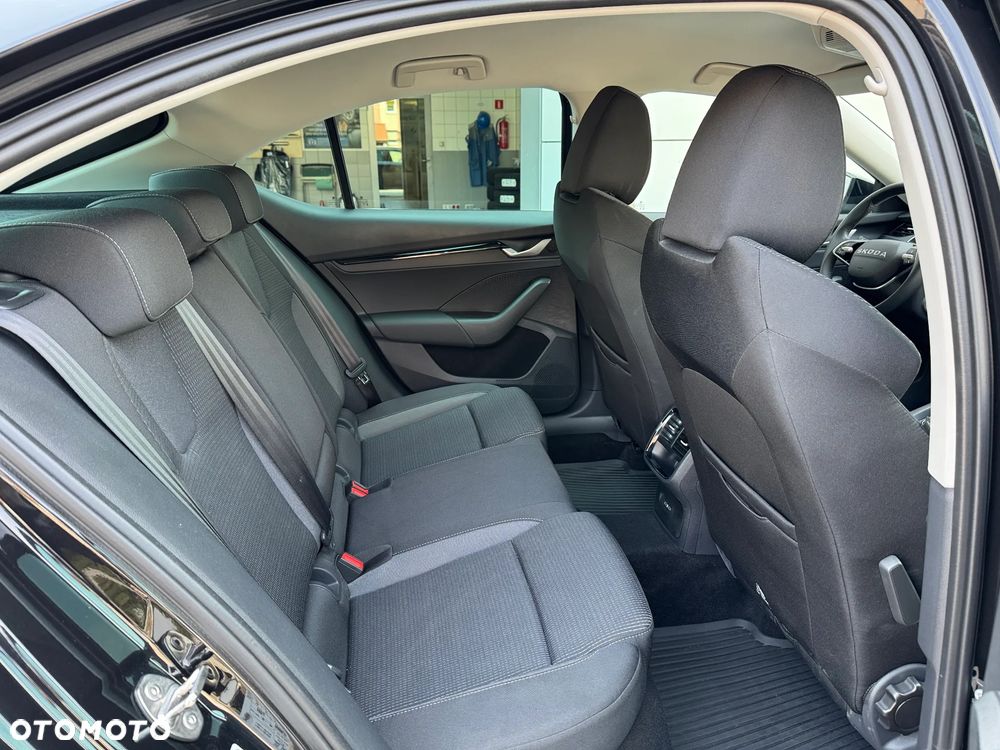 Skoda Octavia 1.5 TSI Selection - 16