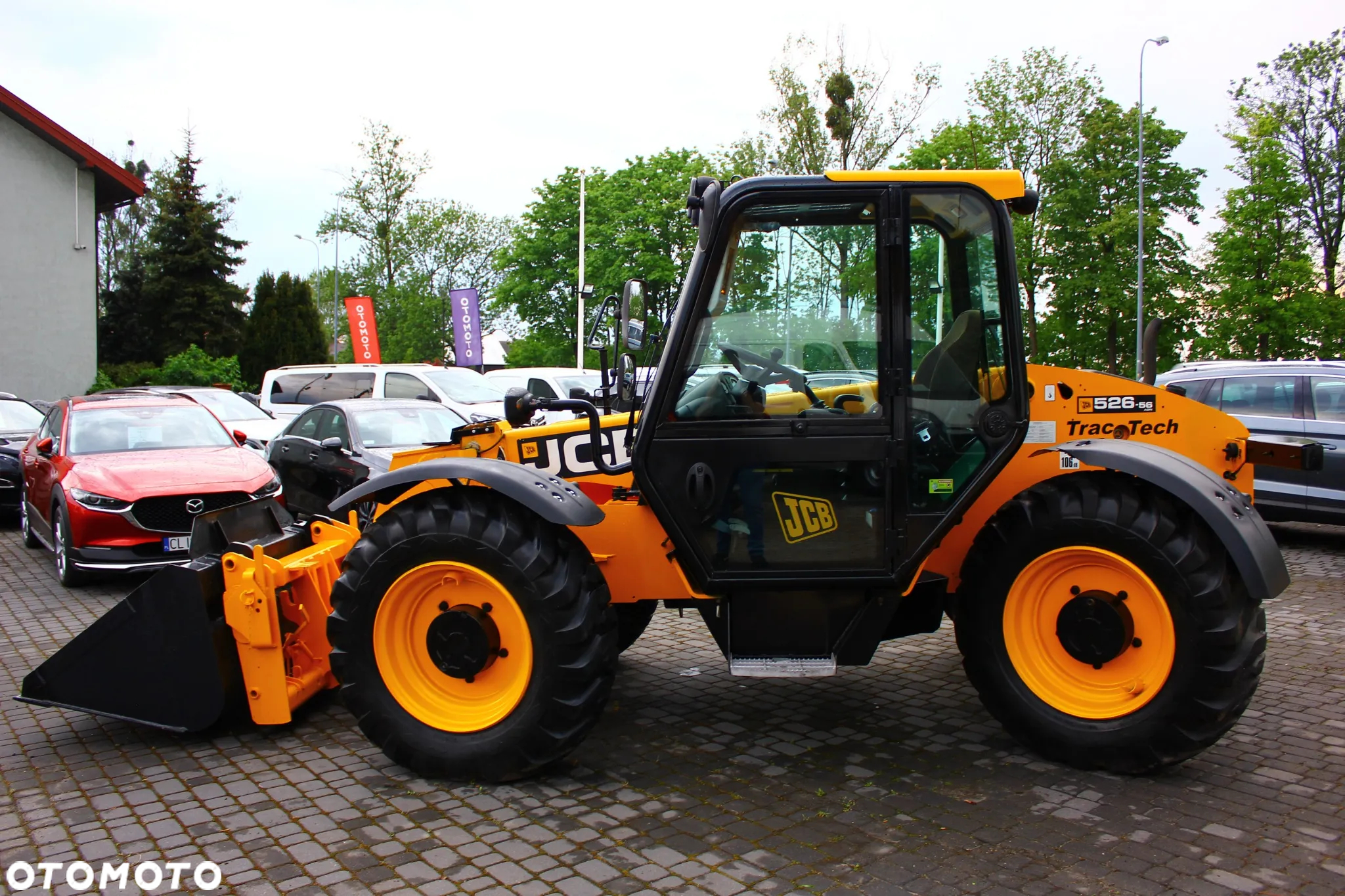 JCB ŁADOWARKA TELESKOPOWA JCB 526-56 AGRI  3 TRYBY SKRĘTNE JOYSTICK SILNIK 4.4L 4X4 - 3