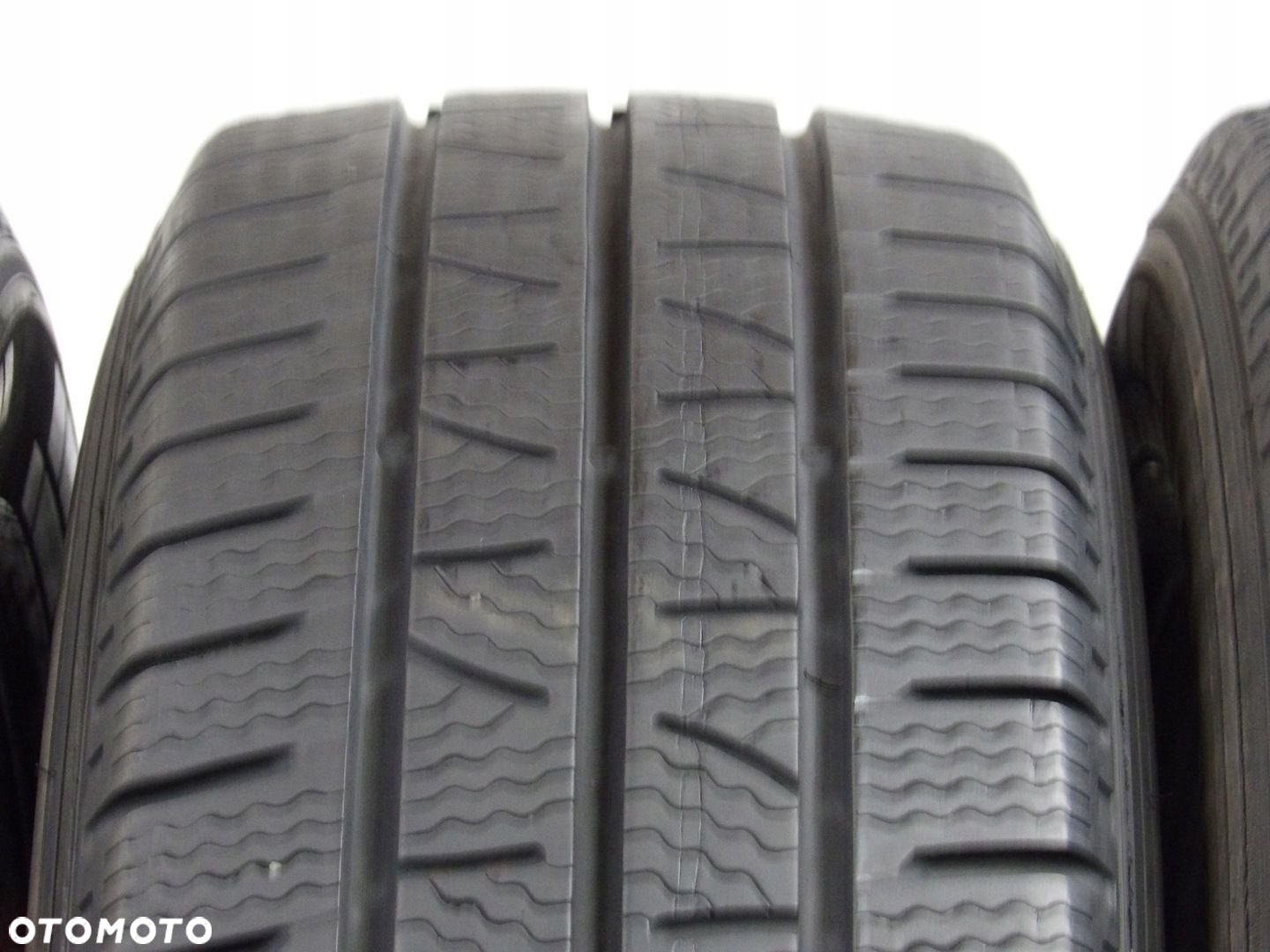 4x opony 215/65R16C PIRELLI CARRIER WINTER - 2