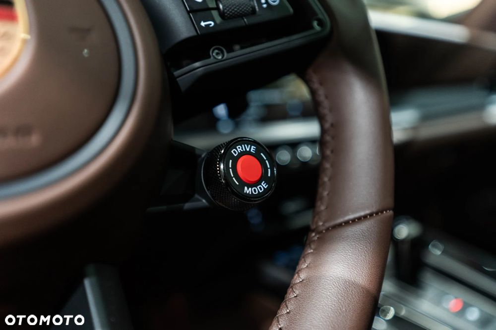Porsche 911 Carrera T-Hybrid 4 GTS - 20