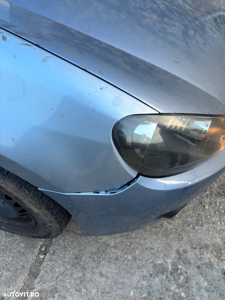 Volkswagen Golf - 25