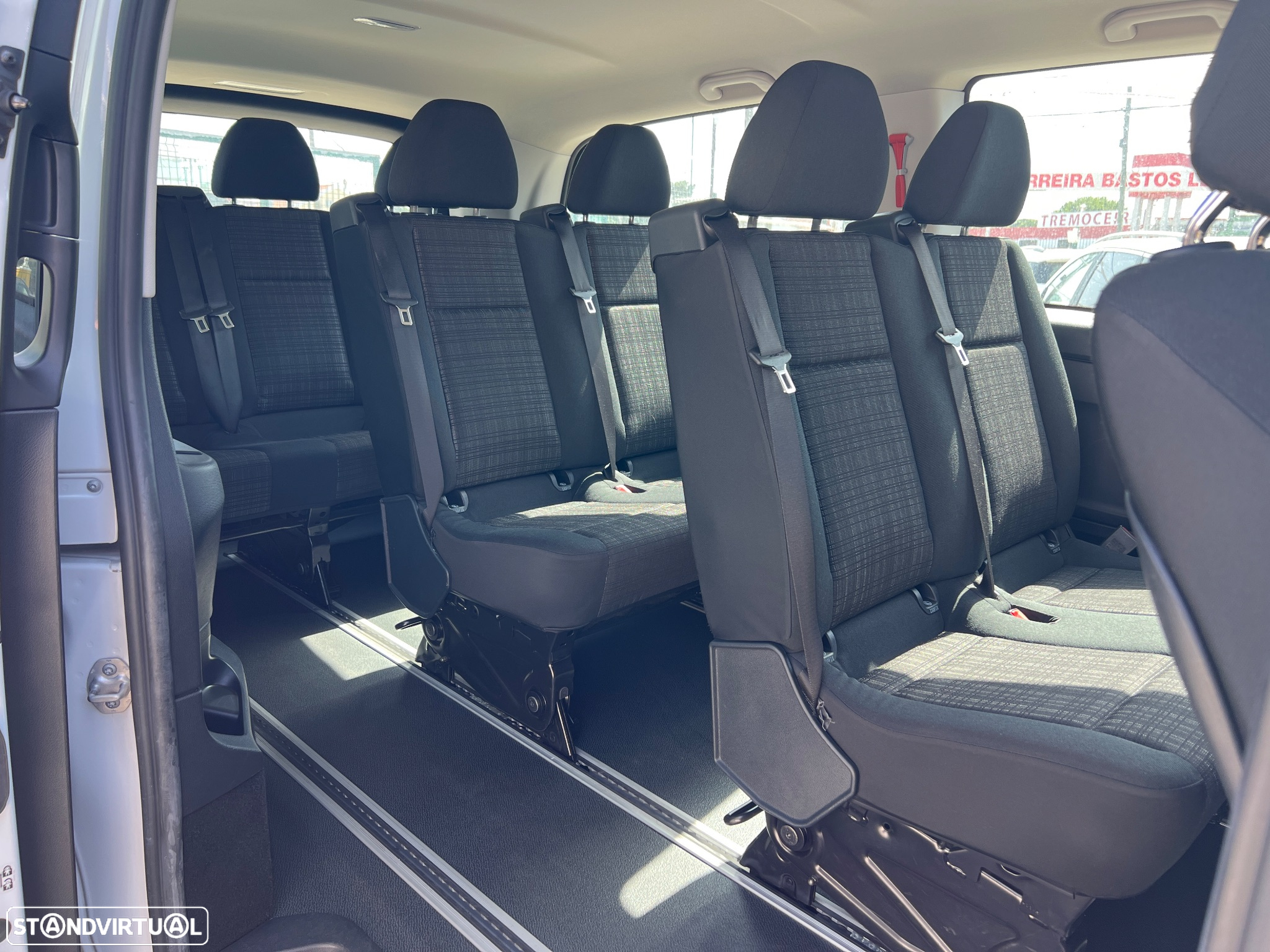 Mercedes-Benz Vito Tourer 109 CDI (BlueTEC) Compacta SELECT - 4