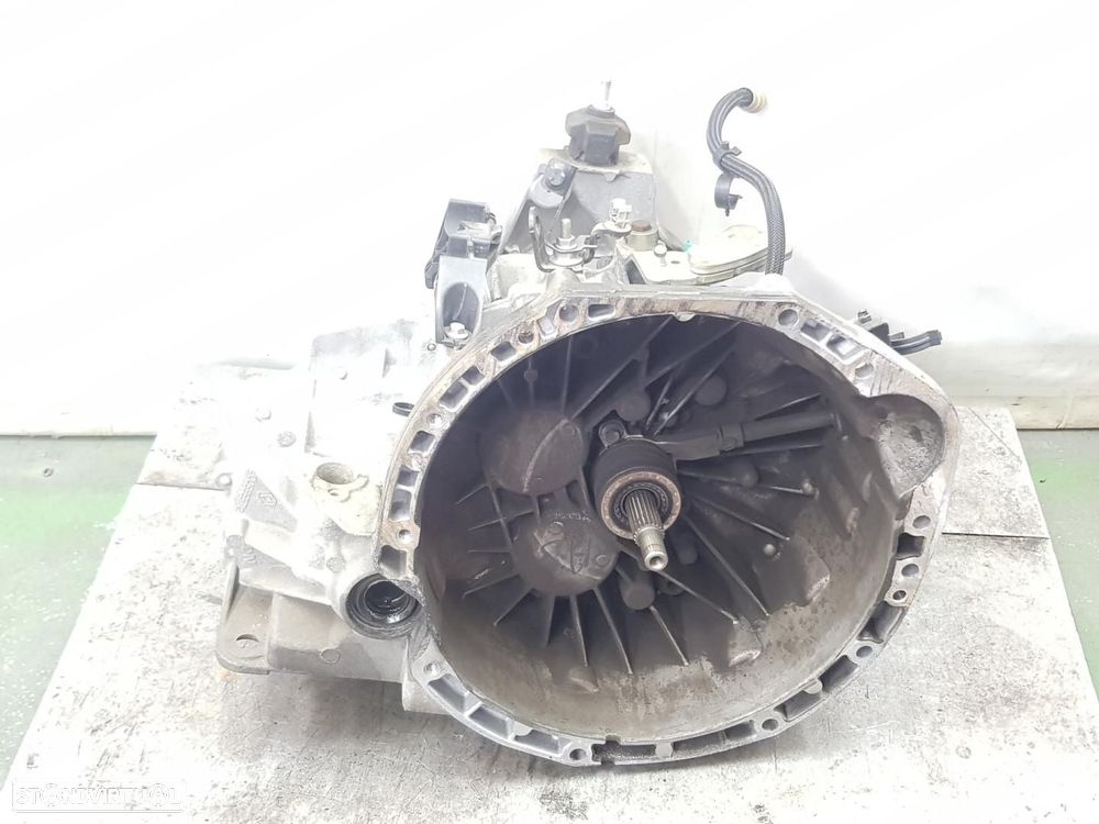 CAIXA DE VELOCIDADES RENAULT LAGUNA III BERLINA REF. PK4004 - 1