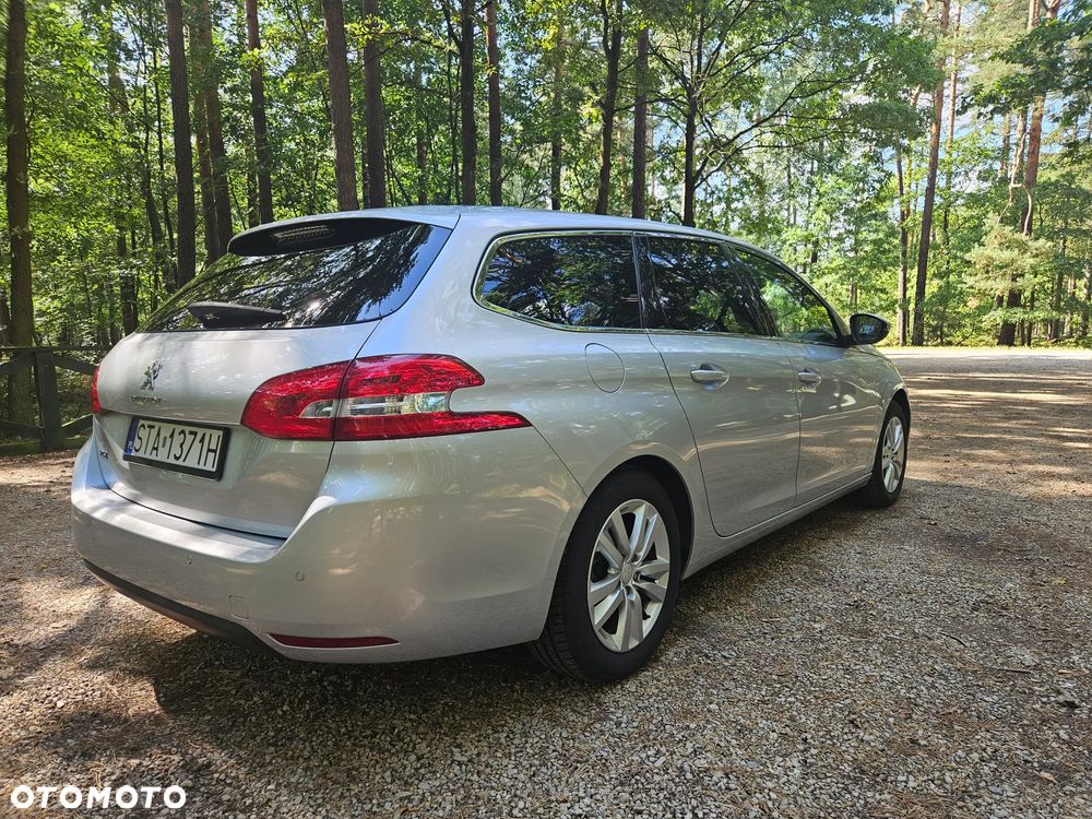 Peugeot 308 PureTech 130 GPF Stop & Start Active Business-Paket - 14
