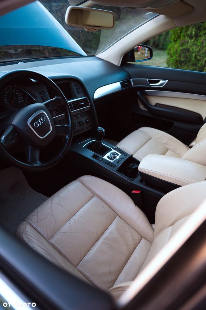 Audi A6 Limousine 2.4 - 19