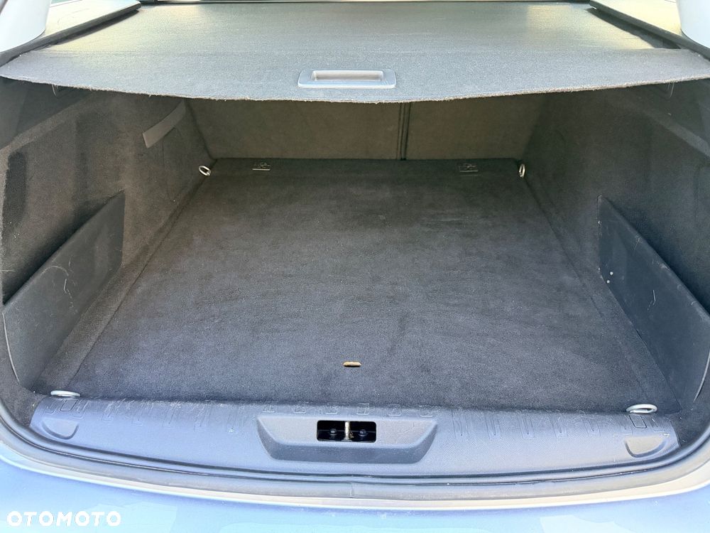 Peugeot 308 1.2 PureTech Active S&S - 11