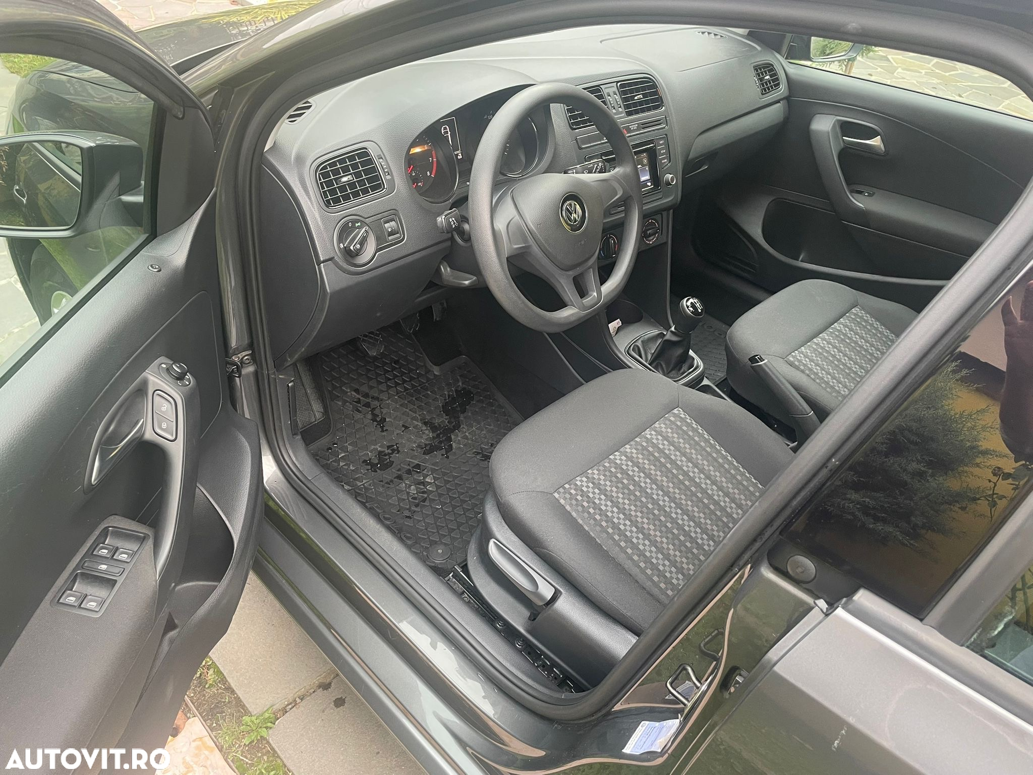 Volkswagen Polo 1.0 (Blue Motion Technology) Trendline - 6