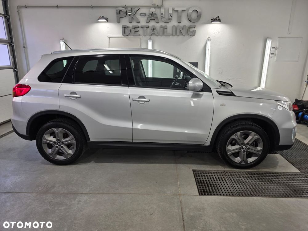 Suzuki Vitara 1.6 (4x4) Allgrip Comfort+ - 26