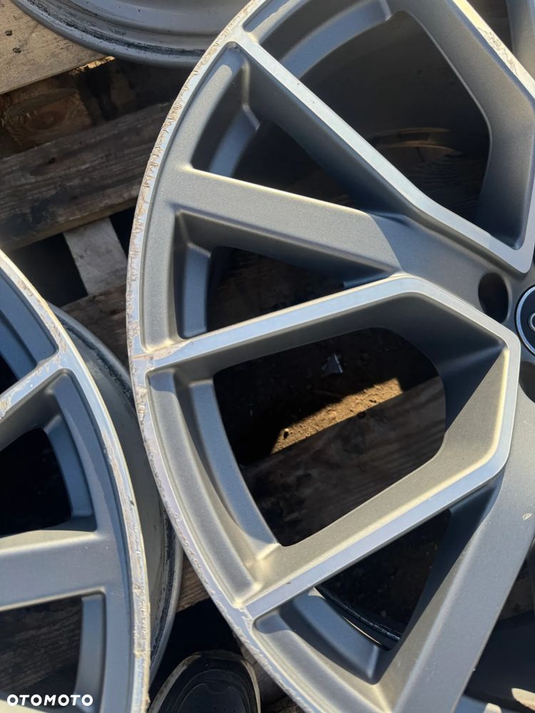 KOMPLET FELG FELGA AUDI Q7 4M0601023AB - 10