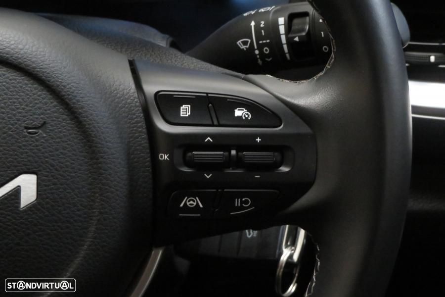 Kia Stonic 1.2 MPi Dynamic - 17