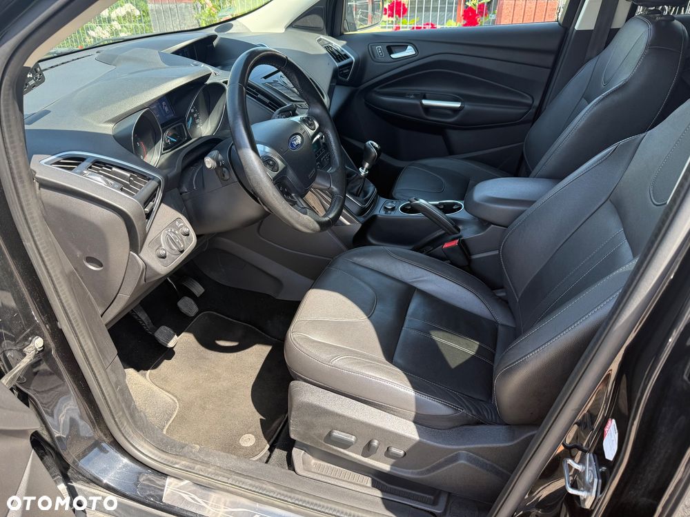 Ford Kuga 2.0 TDCi 4WD Titanium - 14