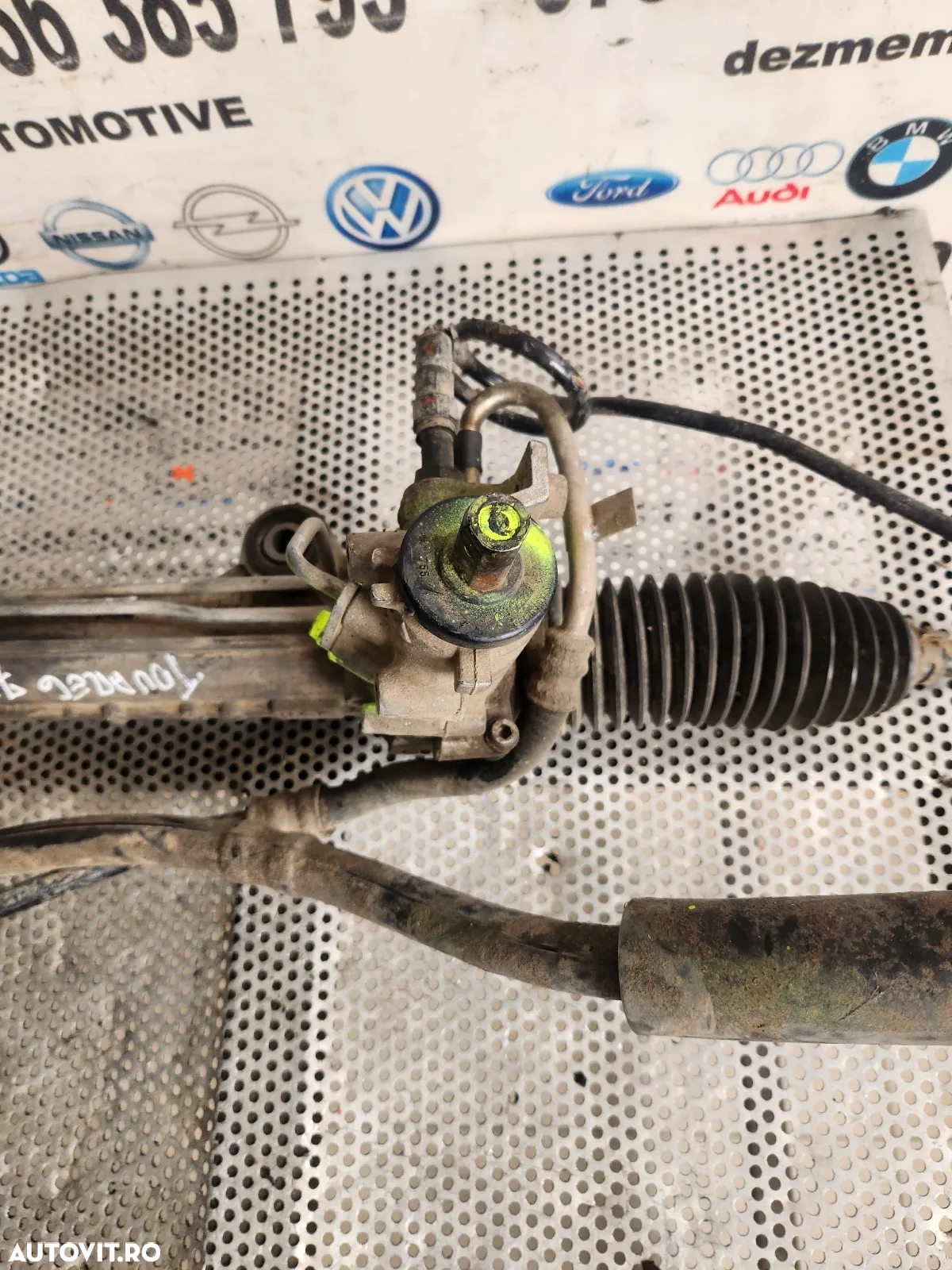 Caseta Directie Vw Touareg 7L An 2004-2005-2006-2007-2008-2009-2010 Volan Stanga - Dezmembrari Arad - 7