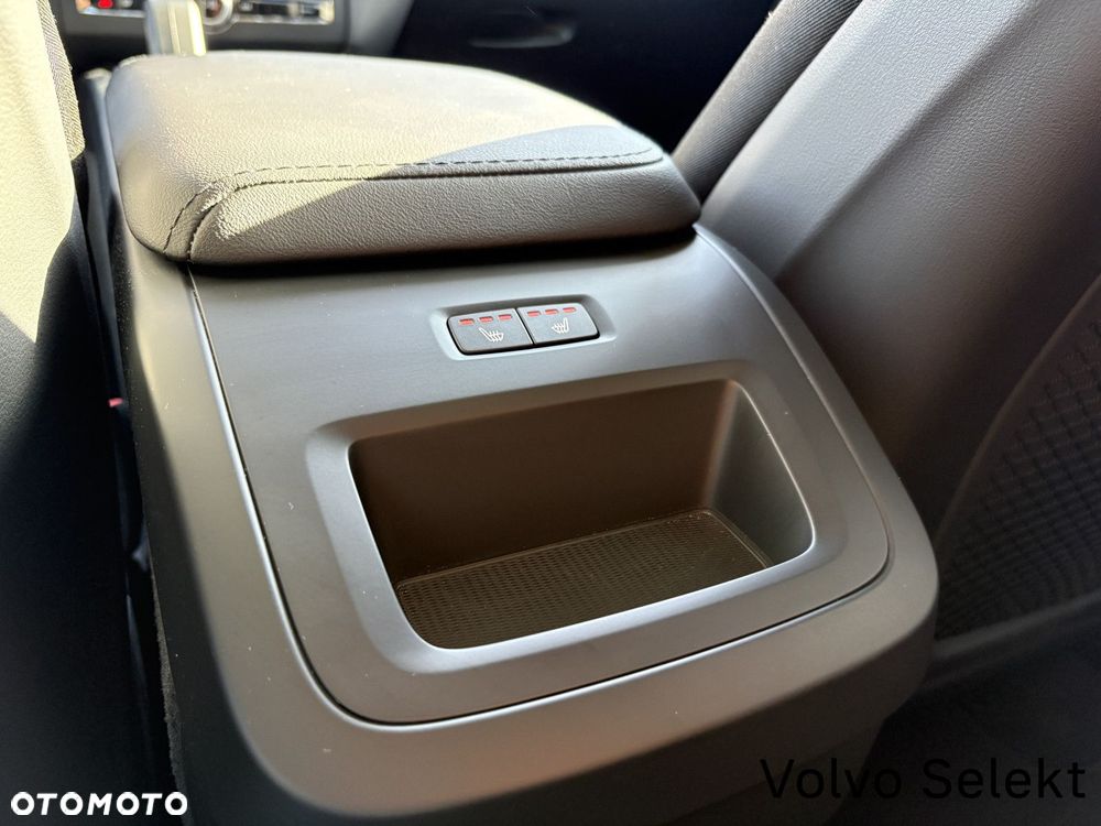 Volvo XC 60 - 22