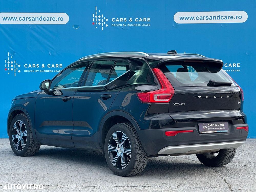 Volvo XC 40 B4 AT8 AWD Mild Hybrid Inscription - 3