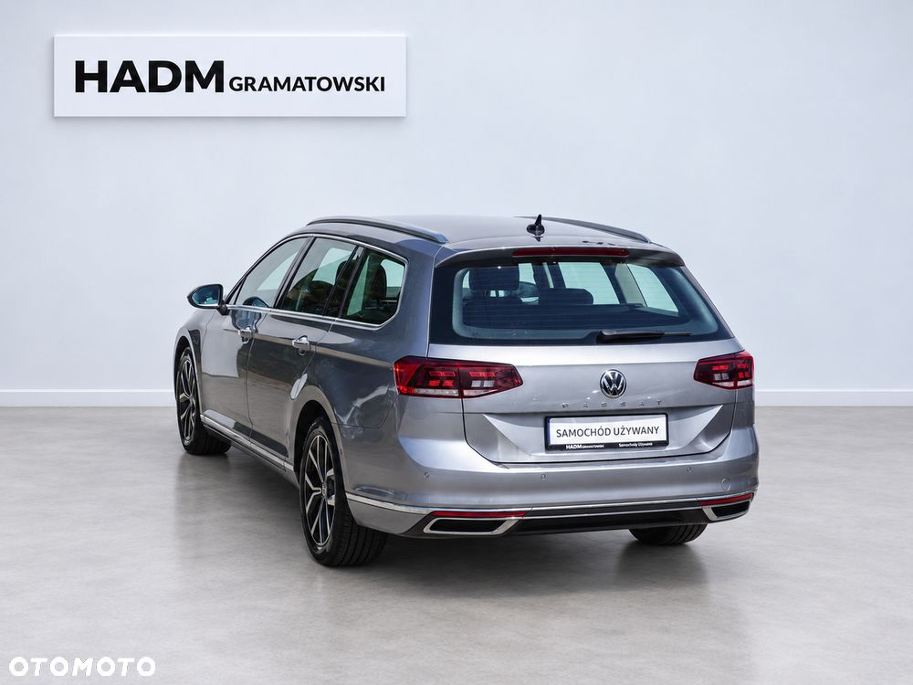 Volkswagen Passat 1.5 TSI EVO Elegance DSG - 5