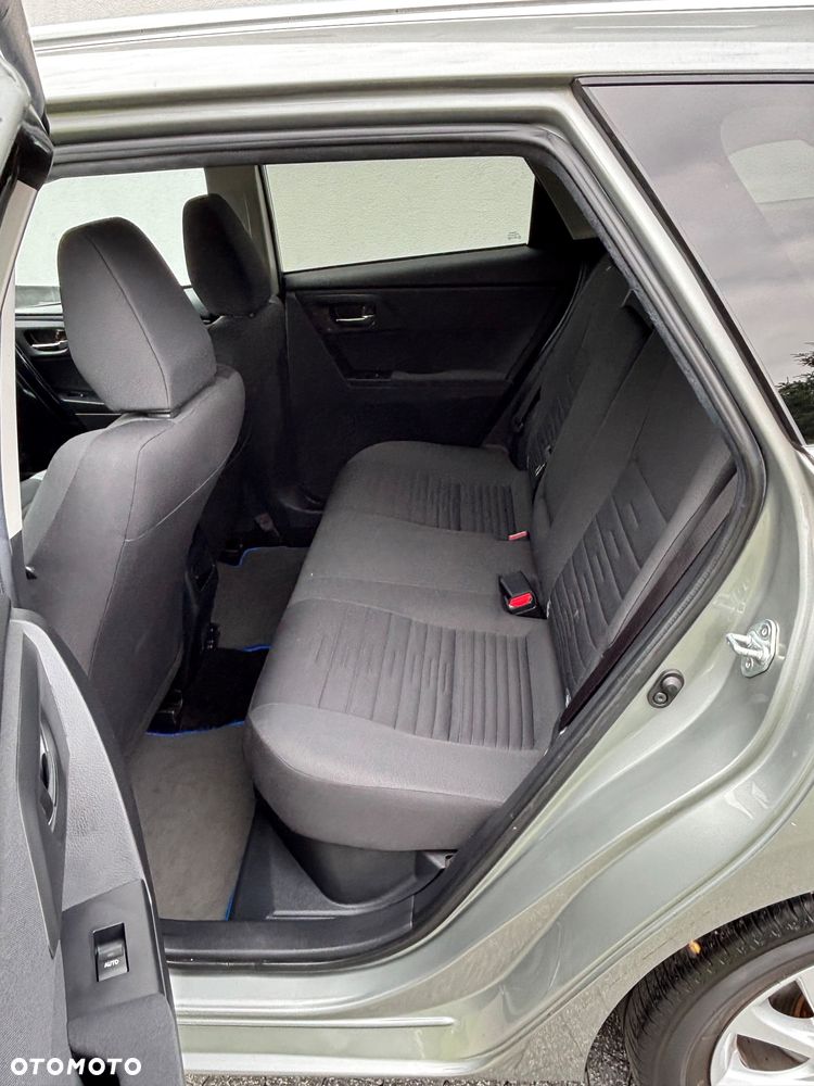 Toyota Auris 1.8 HSD Prestige NAVI - 22