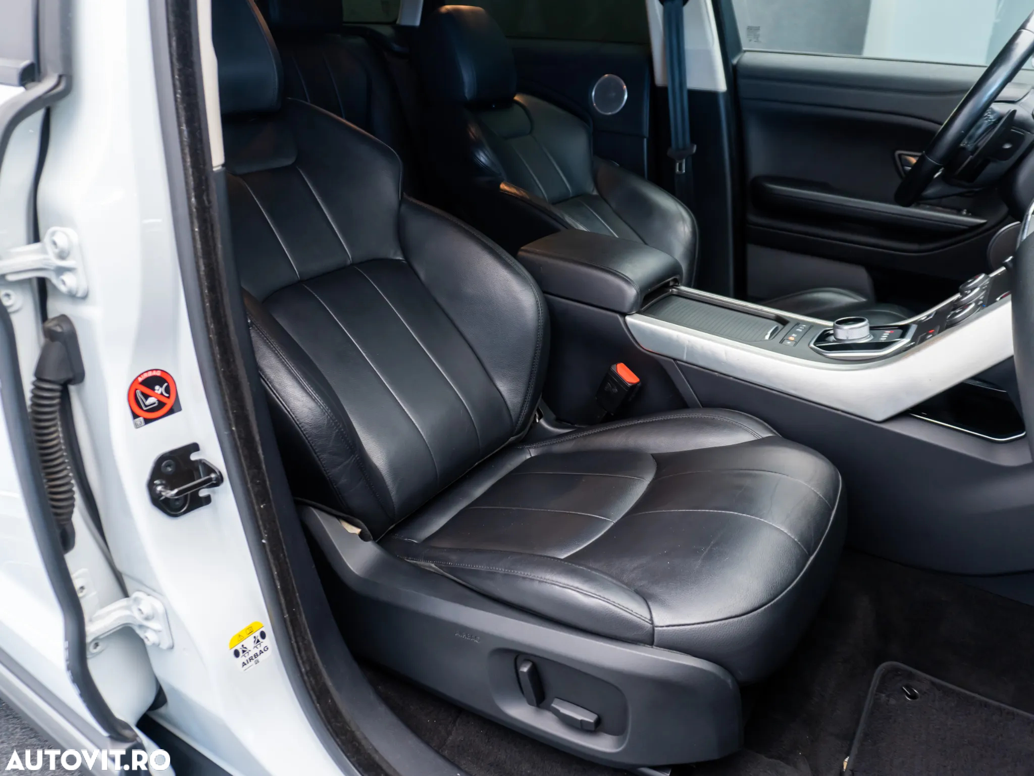 Land Rover Range Rover Evoque - 8