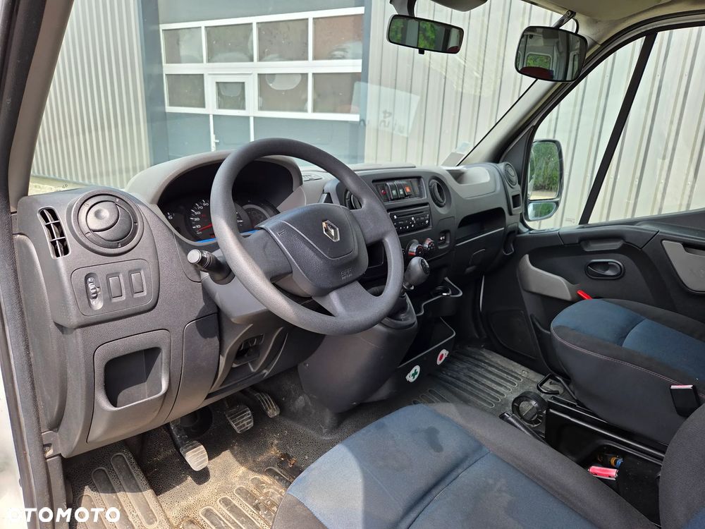 Renault Master - 17