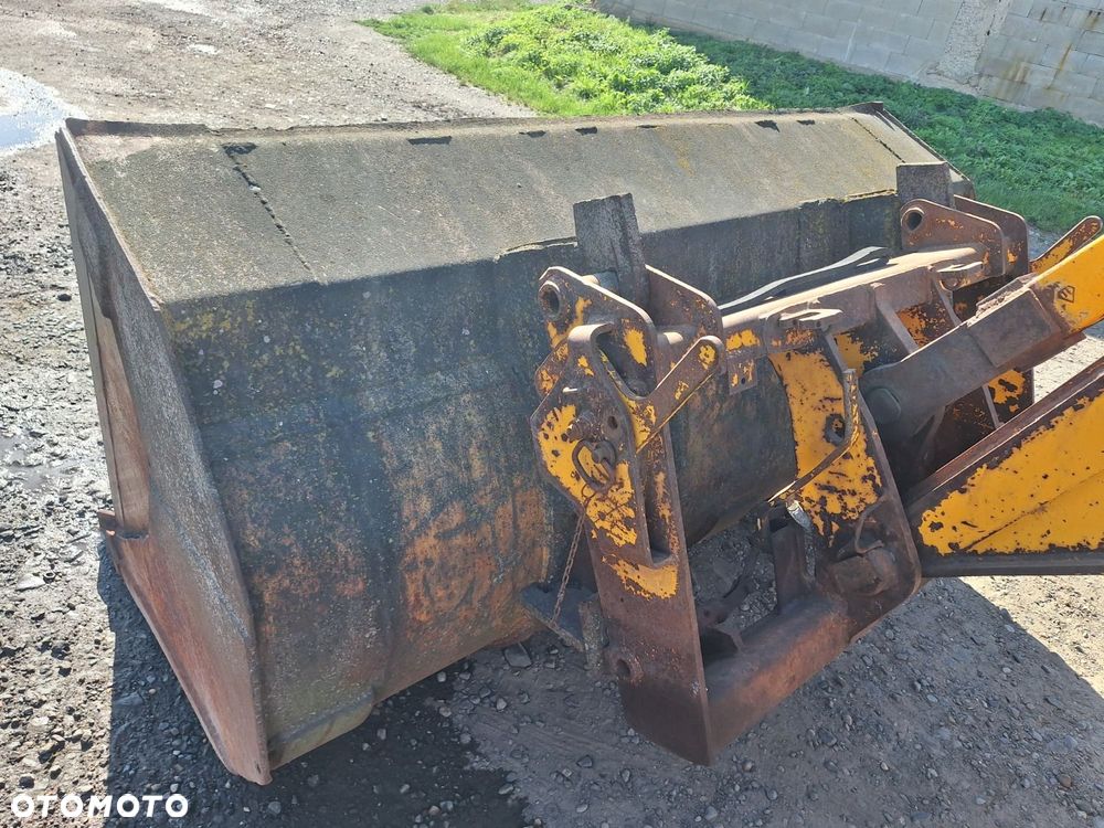 JCB 525-67 4X4 - 21