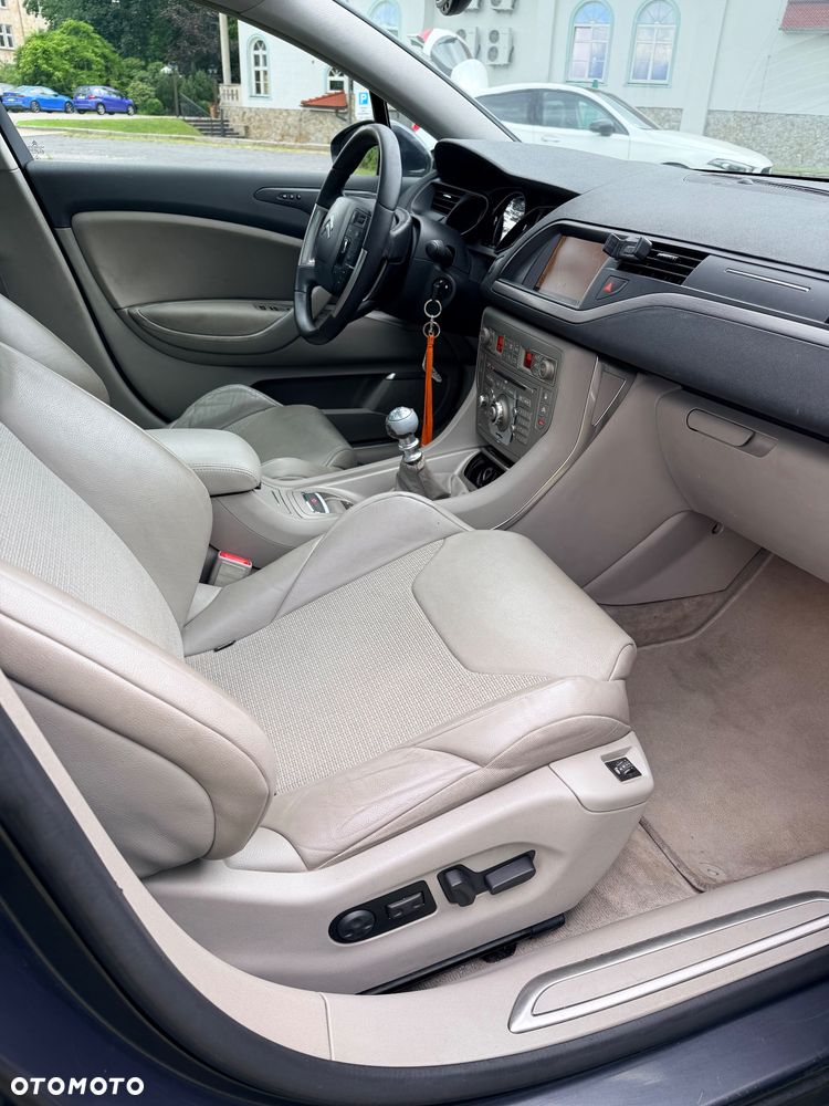 Citroën C5 2.0 HDi Exclusive - 6