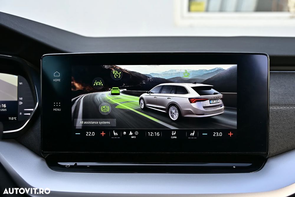 Skoda Octavia 2.0 TDI DSG Style - 32